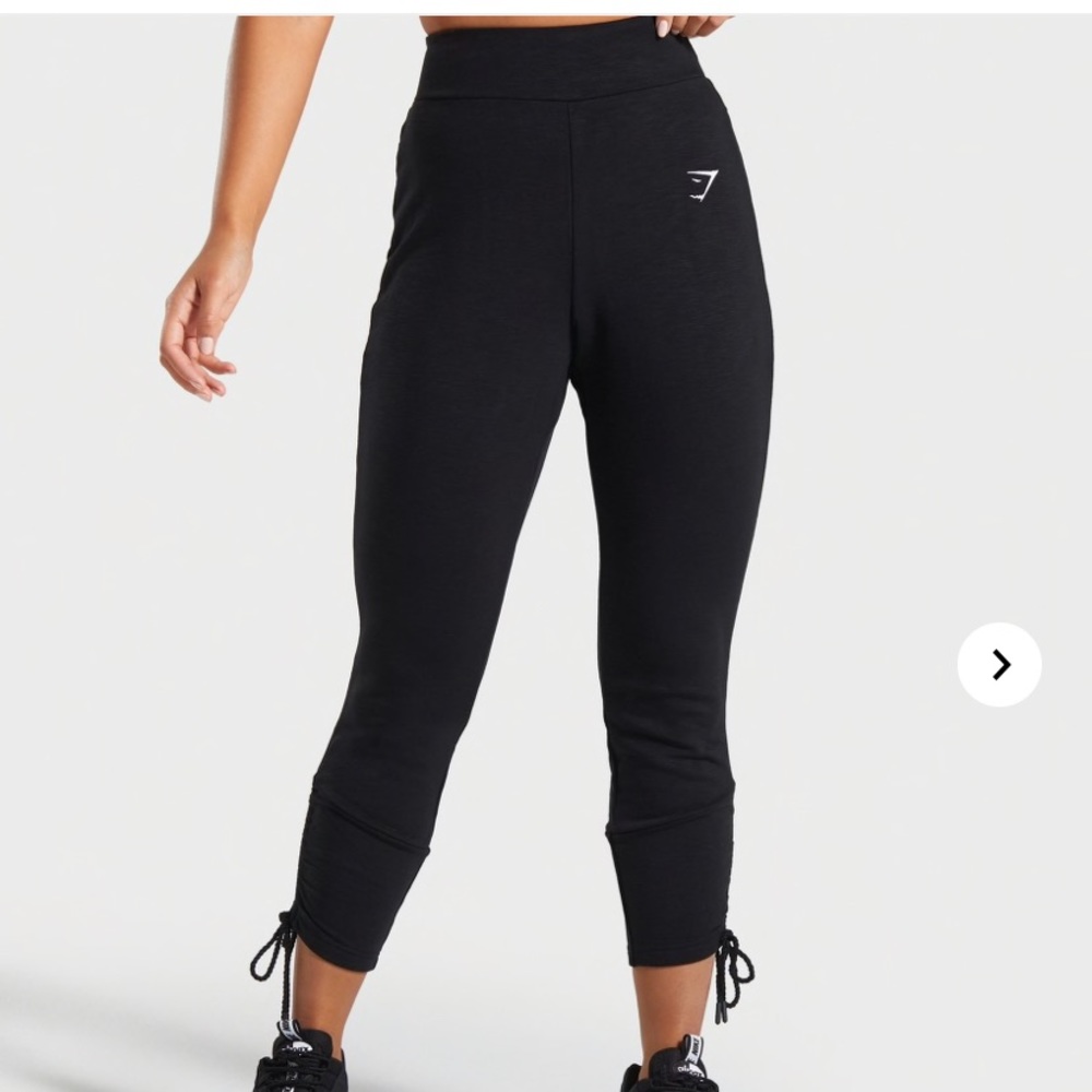 Gymshark Ruched Joggers - Picture 3 of 5